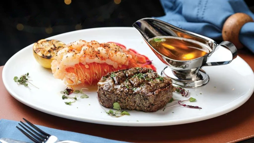 Filete y langosta